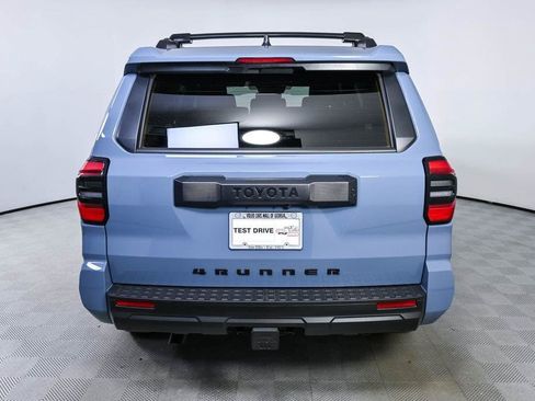 Used 2025 Toyota 4Runner SR5 RWD image 28