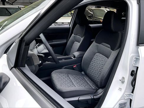 New 2026 Nissan Kicks SV image 9