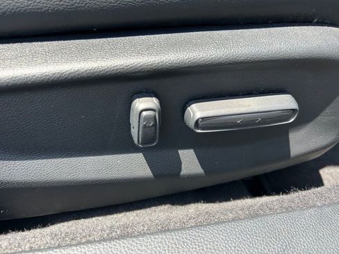 Used 2018 Honda Accord Touring image 50