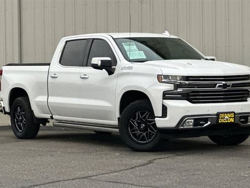 Used 2021 Chevrolet Silverado 1500 High Country w/ Technology Package image 2