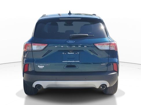 Used 2020 Ford Escape Titanium FWD image 5