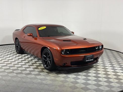 Used 2021 Dodge Challenger SXT w/ Blacktop Package RWD image 3