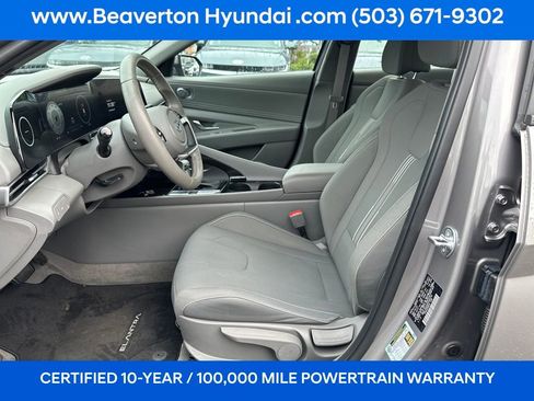Certified 2023 Hyundai Elantra SEL w/ Convenience Package image 12