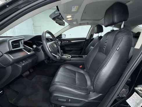 Used 2017 Honda Civic Touring image 12