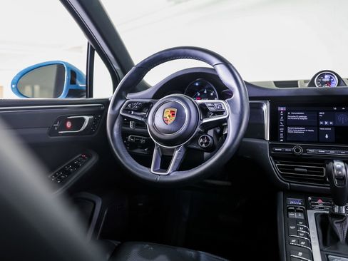 Certified 2021 Porsche Macan GTS image 26