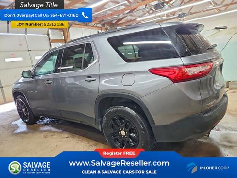 Used 2020 Chevrolet Traverse LT FWD image 3