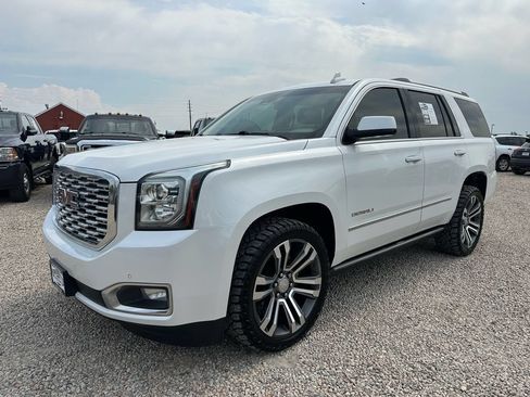 Used 2019 GMC Yukon Denali w/ Denali Ultimate Package AWD/4WD image 5