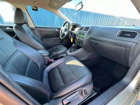 Used 2014 Volkswagen Jetta SE image 10