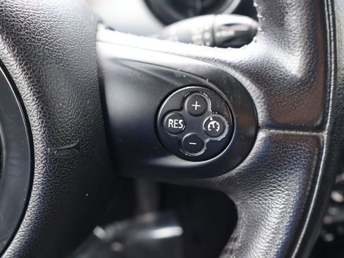 Used 2012 MINI Cooper Hardtop w/ Cold Weather Pkg image 13