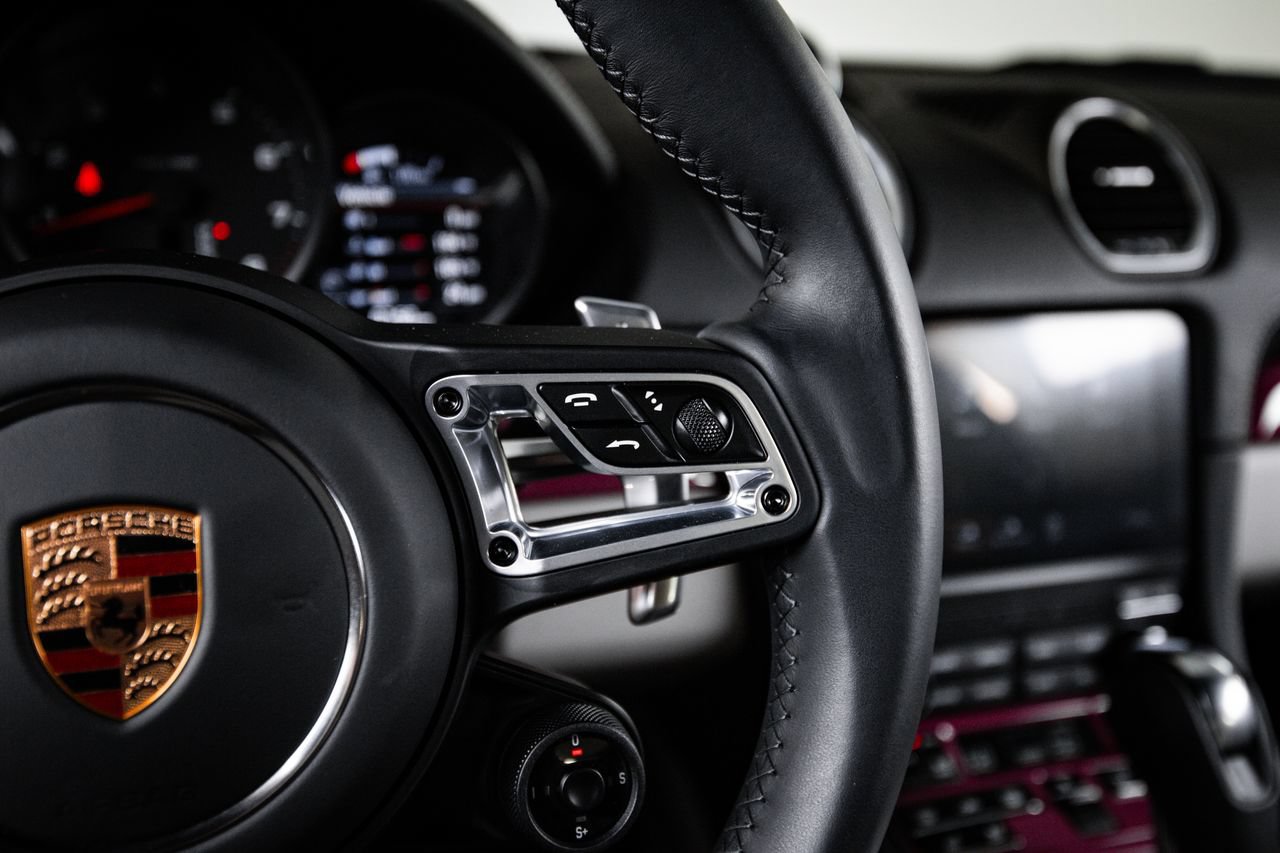Certified 2025 Porsche 718 Cayman RWD image 16