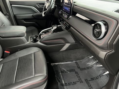 Used 2023 Chevrolet Colorado Z71 w/ Z71 Convenience Package 2 image 20