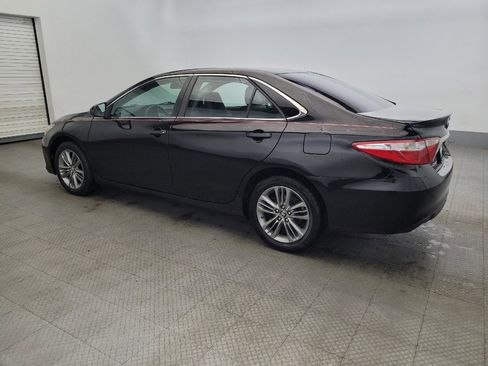 Used 2016 Toyota Camry SE image 3