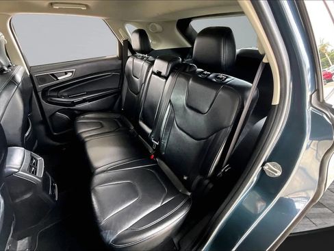 Used 2016 Ford Edge Titanium w/ Technology Package FWD image 19