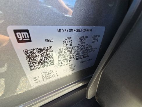 New 2025 Chevrolet Trax LT w/ Driver Confidence Package image 71