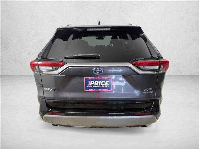 Used 2024 Toyota RAV4 XSE AWD/4WD image 5