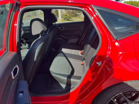 Used 2025 Honda Civic Sport image 27