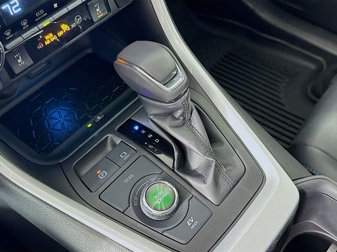 Certified 2024 Toyota RAV4 XSE w/ Advanced Technology Package AWD/4WD image 17