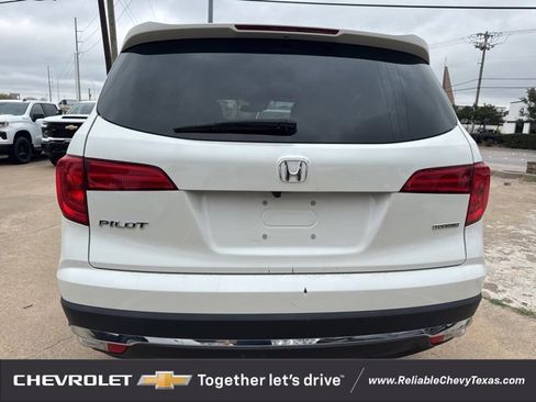 Used 2018 Honda Pilot Touring image 6