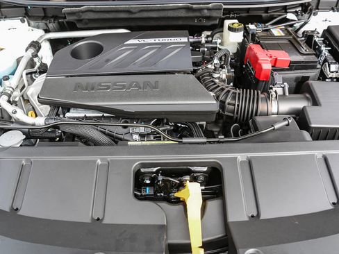 New 2025 Nissan Rogue SL w/ SL Premium Package FWD image 12