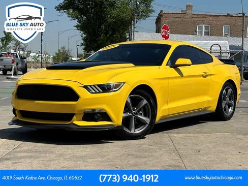 Used 2015 Ford Mustang Coupe w/ Equipment Group 051A RWD image 1