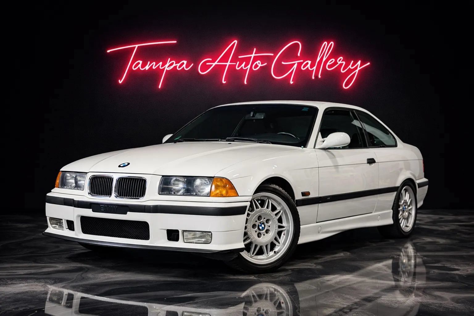 Used 1995 BMW M3 Coupe RWD image 1