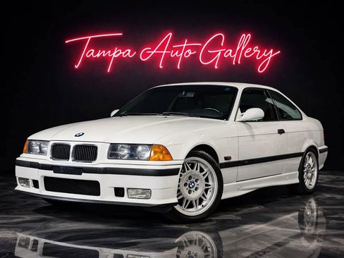 Used 1995 BMW M3 Coupe RWD image 1