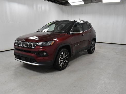 Used 2022 Jeep Compass Limited image 2