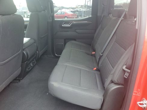 Used 2022 Chevrolet Silverado 1500 LT image 24