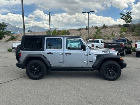 Used 2020 Jeep Wrangler Unlimited Sport AWD/4WD image 9