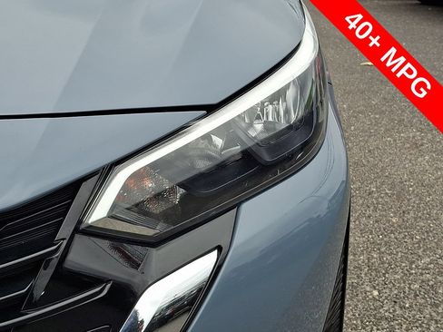 Used 2024 Nissan Sentra SV FWD image 9