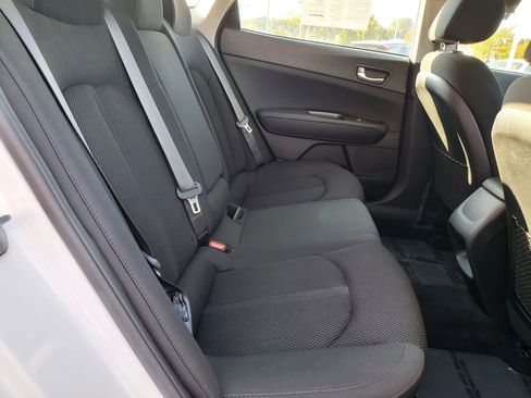 Used 2020 Kia Optima LX image 12