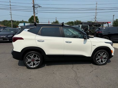 Used 2021 Kia Seltos SX AWD/4WD image 8