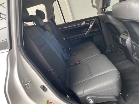 Used 2018 Lexus GX 460 w/ Navigation Package AWD/4WD image 12