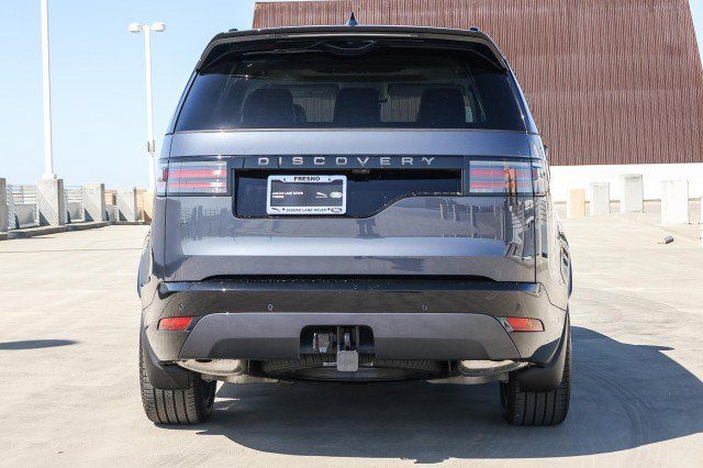 Certified 2025 Land Rover Discovery Dynamic SE AWD/4WD image 5