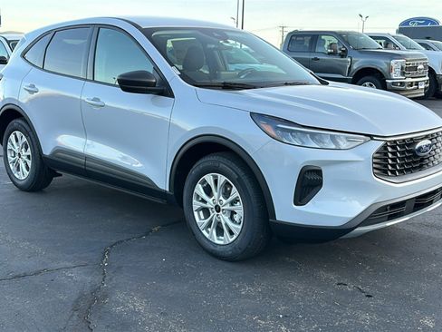 New 2026 Ford Escape Active FWD image 1