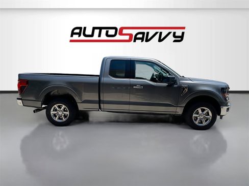 Used 2024 Ford F150 XLT w/ Tow/Haul Package image 8