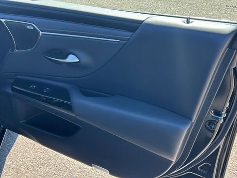 Used 2023 Lexus ES 350 Luxury image 10