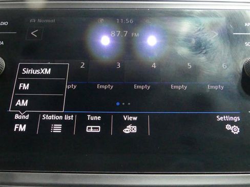 Used 2020 Volkswagen Atlas Cross Sport SE AWD/4WD image 42