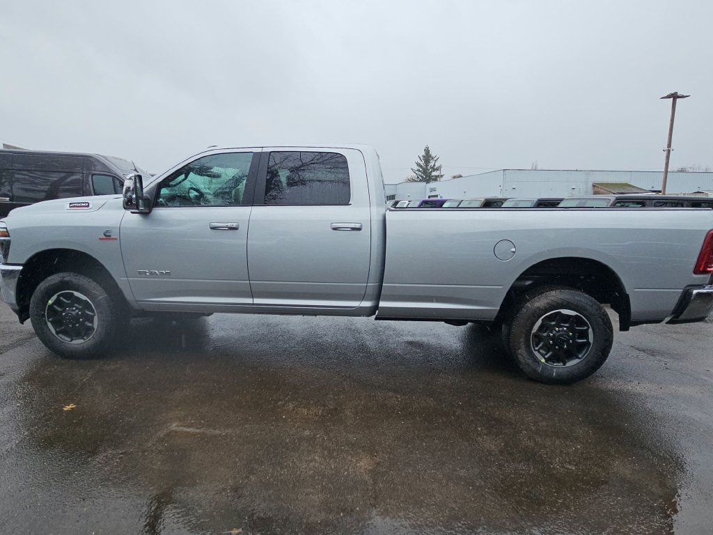 New 2026 RAM 2500 Laramie AWD/4WD image 4