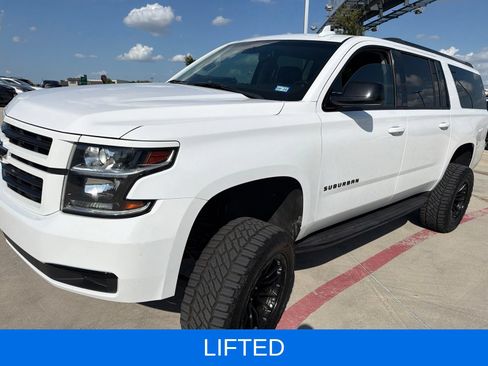 Used 2018 Chevrolet Suburban LT AWD/4WD image 2