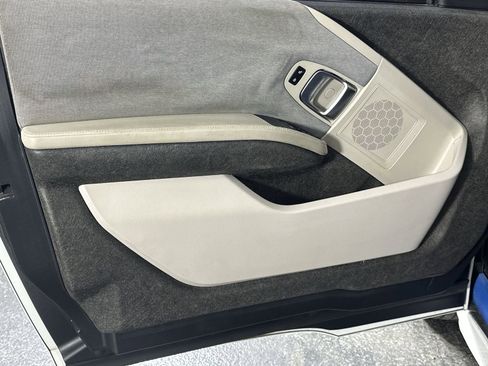 Used 2017 BMW i3 w/ Range Extender image 32