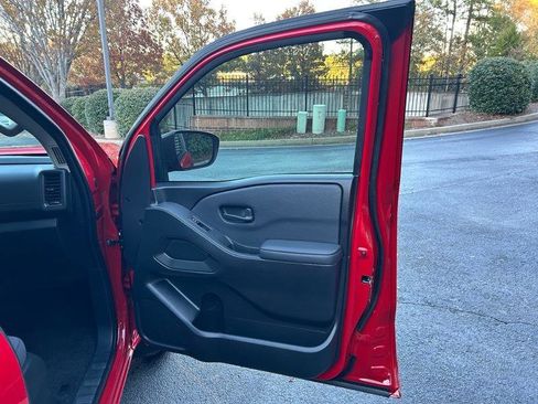 Used 2022 Nissan Frontier S w/ Technology Package RWD image 23