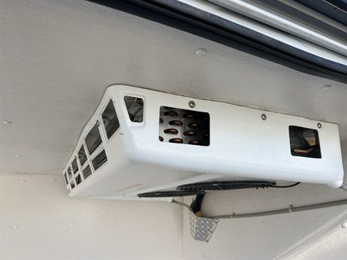 Used 2019 Ford Transit 250 130 Low Roof w/ Exterior Upgrade Package image 14