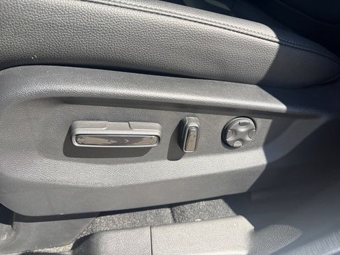 Certified 2026 Honda Odyssey EX-L image 13