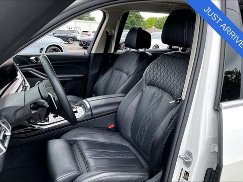 Used 2026 BMW X7 xDrive40i AWD/4WD image 17
