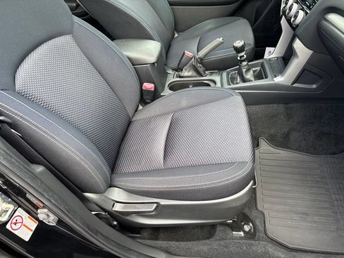 Used 2017 Subaru Forester 2.5i Premium AWD/4WD image 33