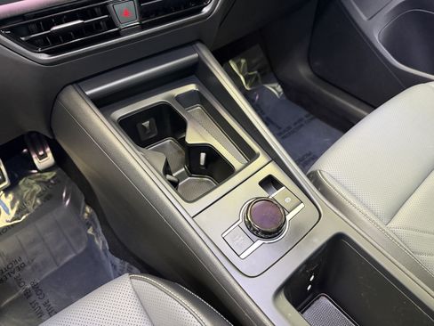 Certified 2025 Volkswagen Tiguan SE R-Line AWD/4WD image 21