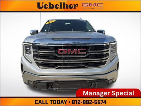 Used 2022 GMC Sierra 1500 SLT image 11