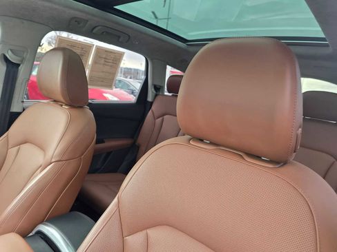 Used 2022 Audi Q7 3.0T Prestige w/ Prestige Package image 28