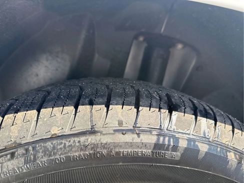 Used 2019 Dodge Charger SXT image 36